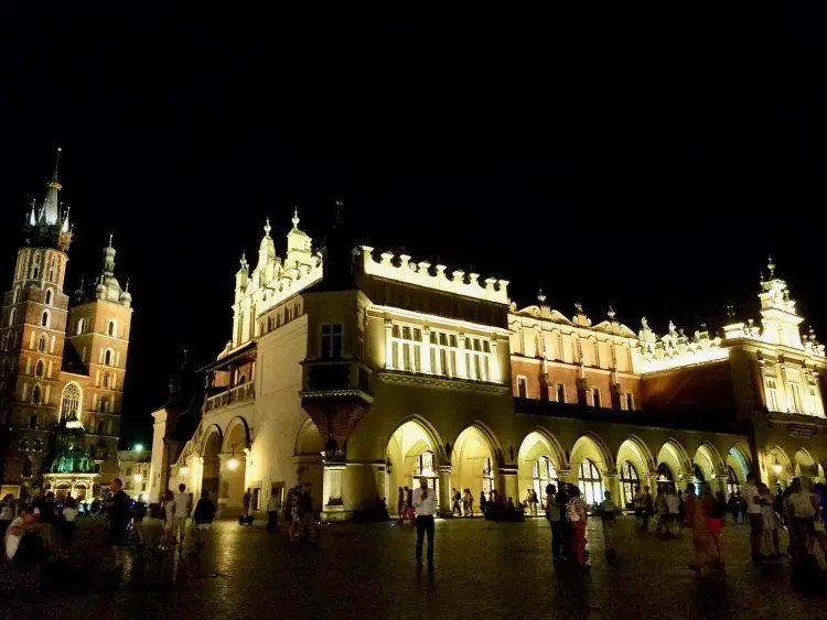 Cloth Hall at Night