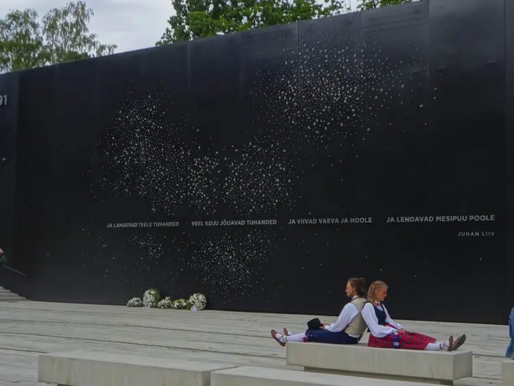 When the sky is blue, the memorial subtly forms a giant Estonian flag
