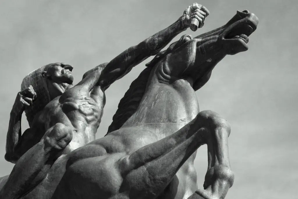 Spearman and Bowman sculpture, Chicago