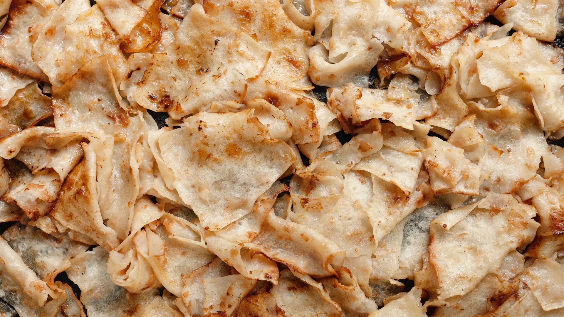 This is a close-up of mlinci.