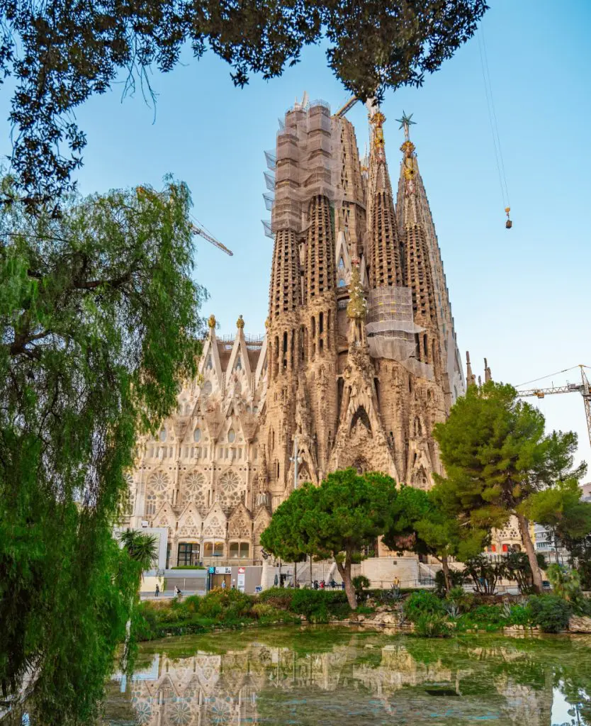 Barcelona, Spain cityscape featuring Gaudí architecture, including Sagrada Família, with urban skyline and Mediterranean atmosphere.