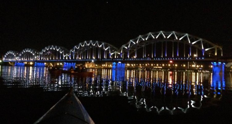 Daugava-Railway-Bridge-Night