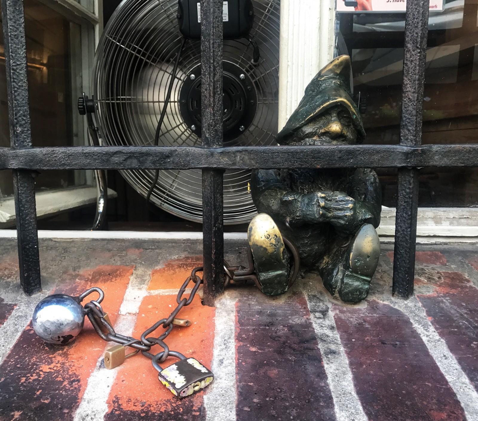 Meet the Dwarves of Wroclaw, Poland