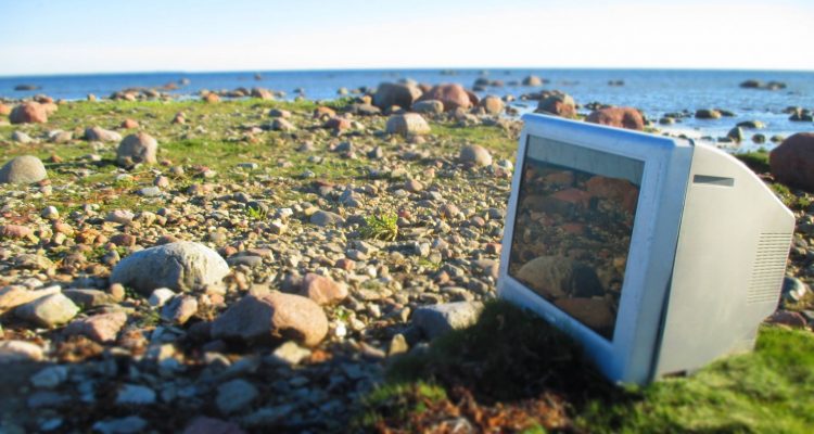 How did this intact monitor end up at an isolated portion of Saaremaa's coast? Your guess is as good as ours.