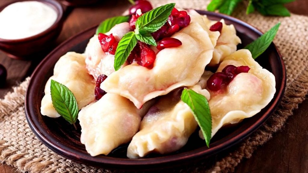 ukrainian-cherries-varenyky