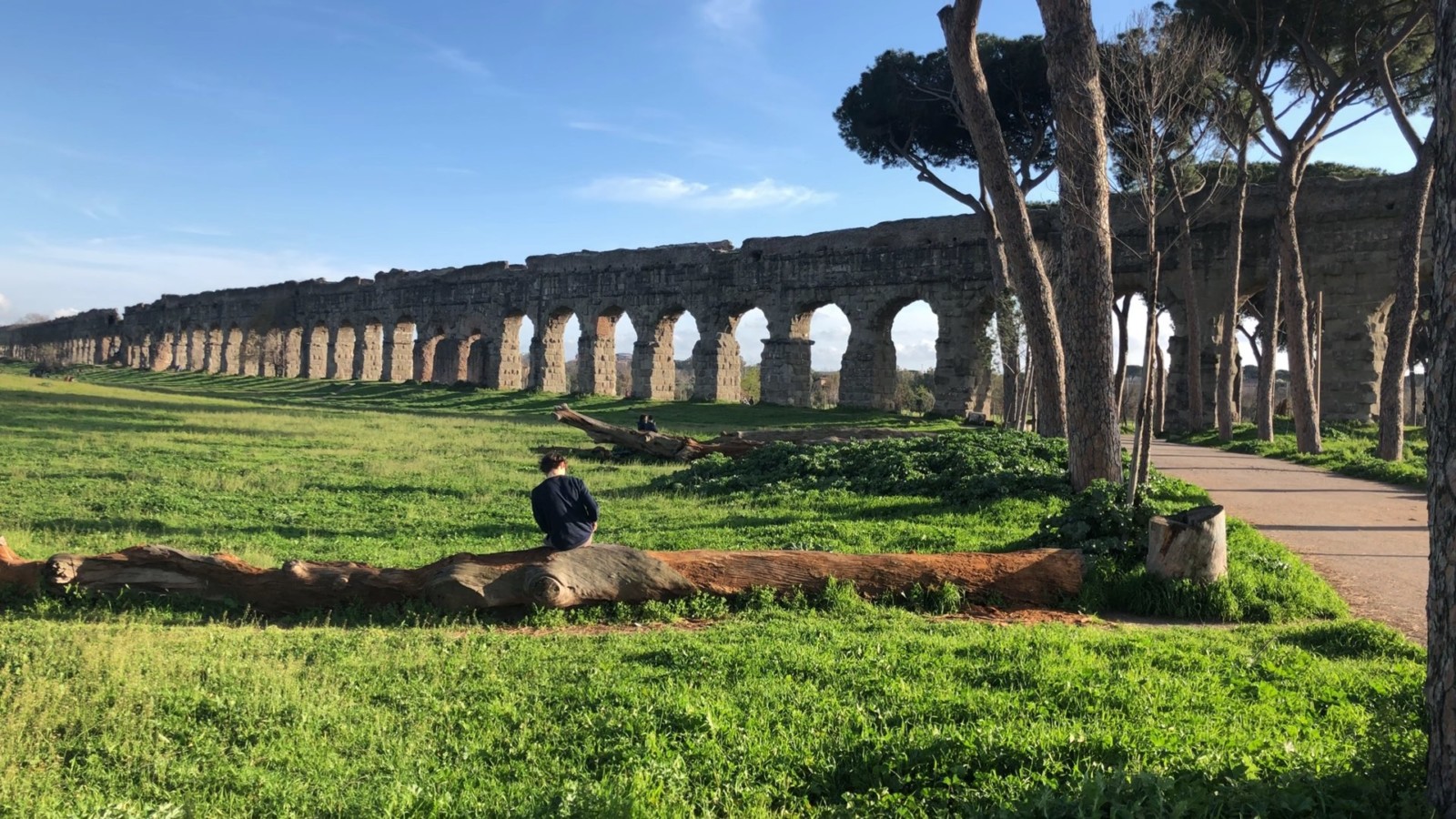 A stretch of ancient Roman aqueduct in the Parco degli Acquedotti