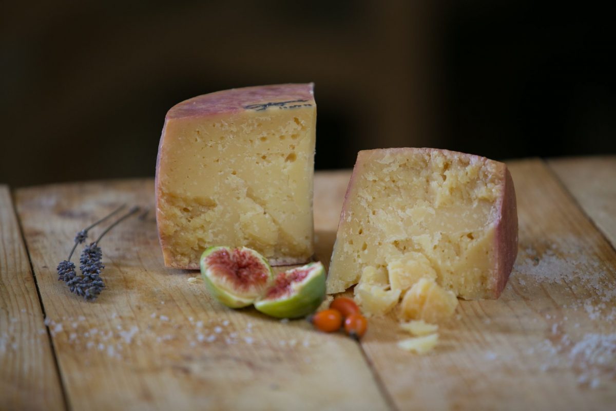 Pag cheese and a fig