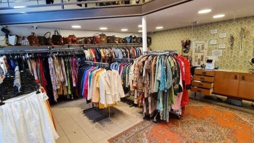 Sustainable Souvenir Shopping in Budapest