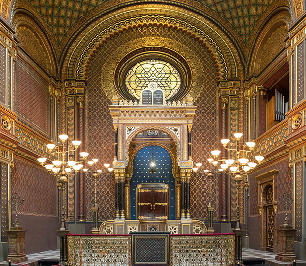 Interior of the Spanish Synagogue Prague