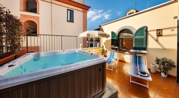 Terrace with hot tub in Sorrento Italy